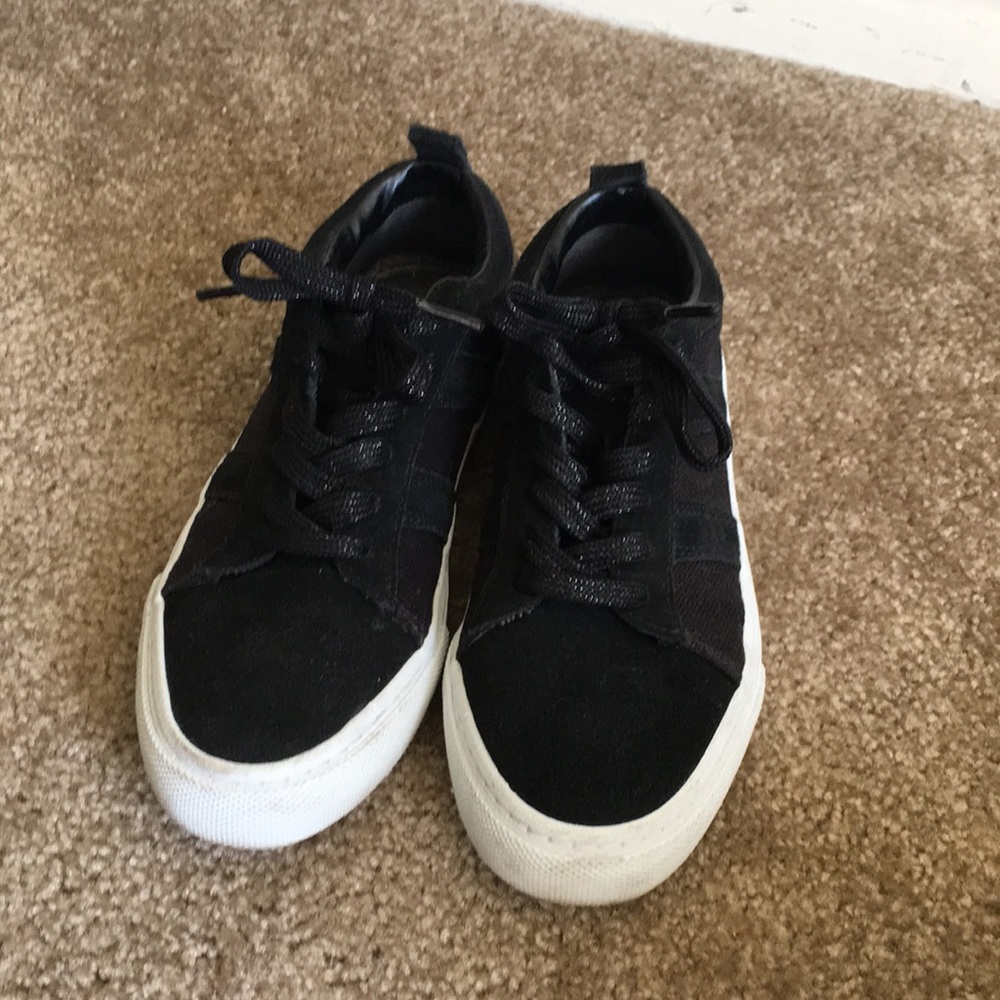 Zara Black Sneakers